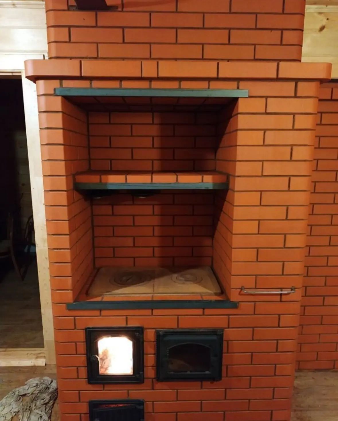 Печь с открытыми полками